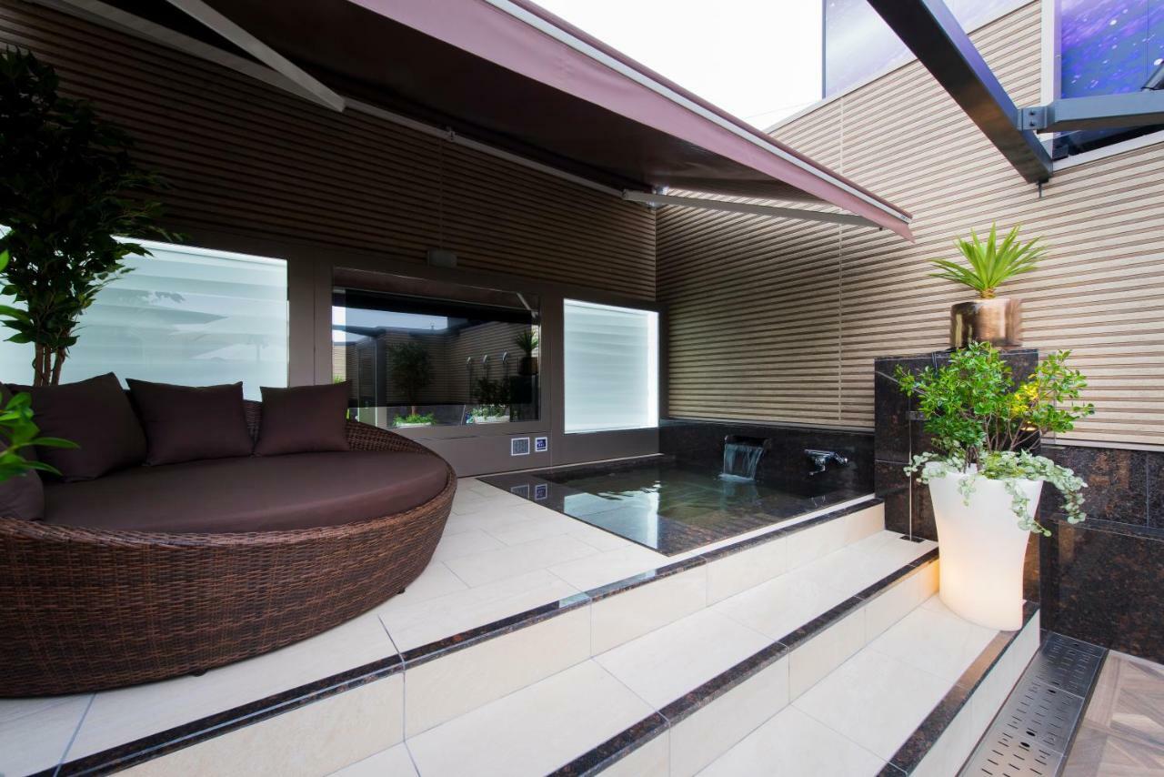 Hotel W-Party-W Group Hotels And Resorts- 가와구치 외부 사진