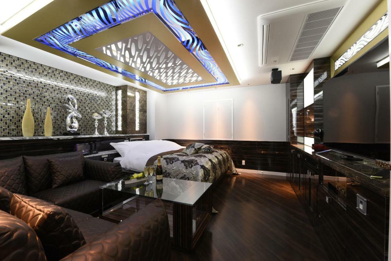 Hotel W-Party-W Group Hotels And Resorts- 가와구치 외부 사진